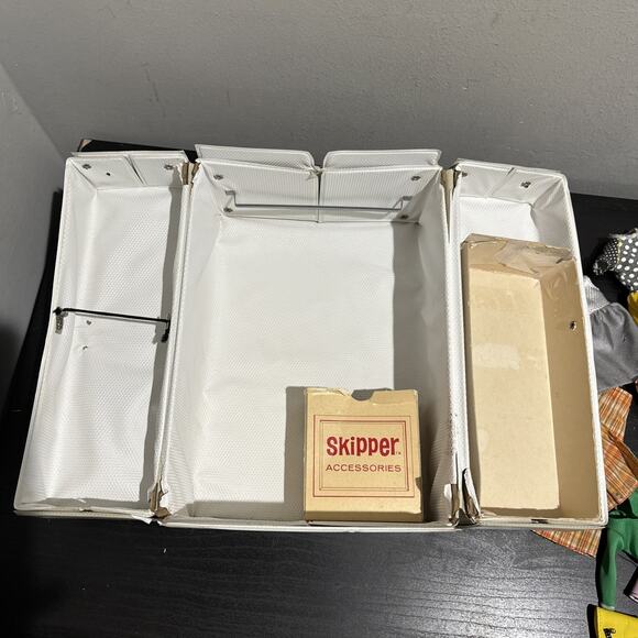 Vintage Barbie SKIPPER Doll 1963 and Case Clothes Shoes **READ DESCRIPTION - Picture 11 of 14